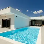 Villa Olive By Interhome
