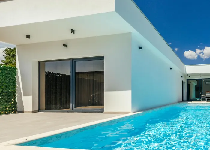Villa Olive By Interhome Donji Proložac